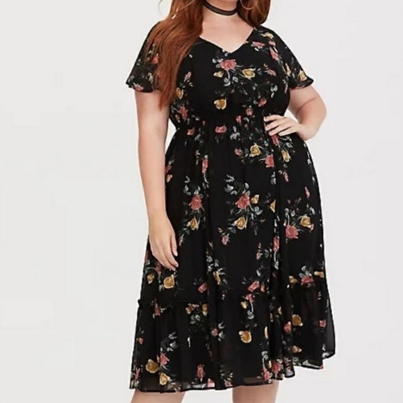 torrid Dresses & Skirts - Torrid Black Floral Chiffon Midi Dress